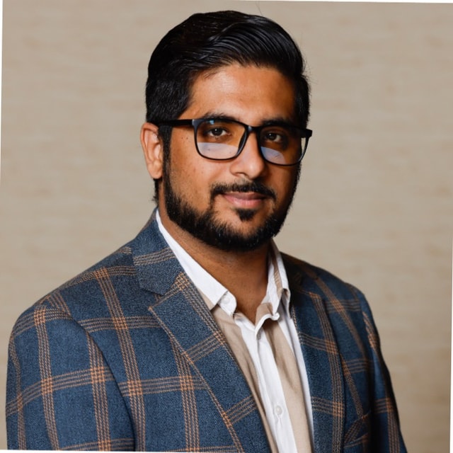 Nikhil (Nick)